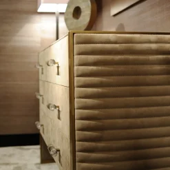 Comò Majestic di Giannella Ventura