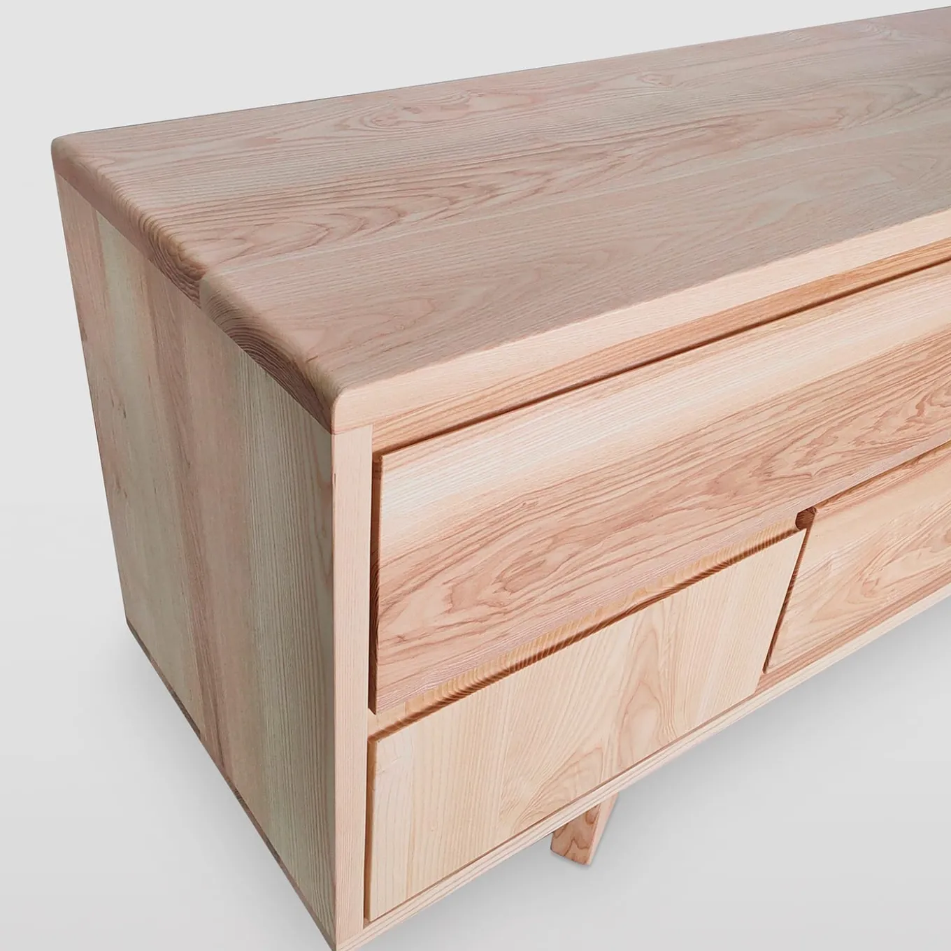 Comò ZHU di Erika Gambella