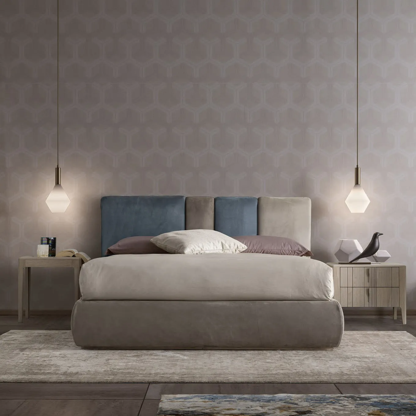 Comodino Domino a 2 cassetti in noce canaletto beige