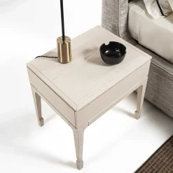 Comodino Taisha beige in legno