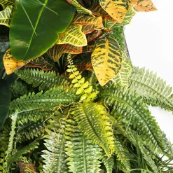 Composizione verde verticale per interni Hana