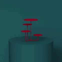 Condiviso, un'alzata di servizio a 4 piani in rosso rubino