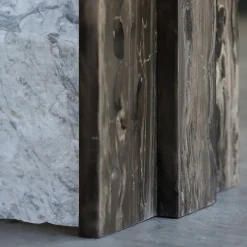 Console in Frappuccino e Marmo Bianco Carrara