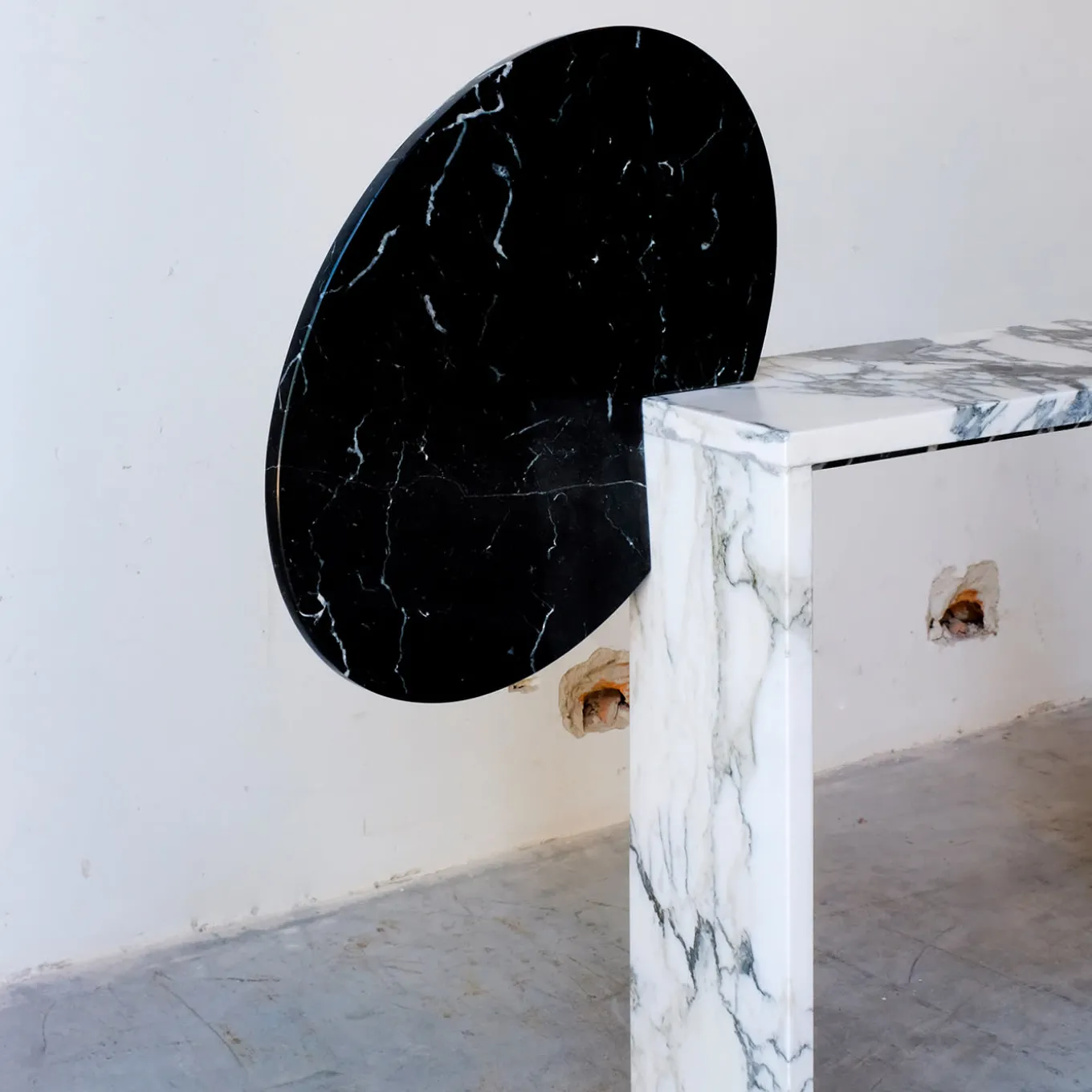 Console piccola in marmo Marquina