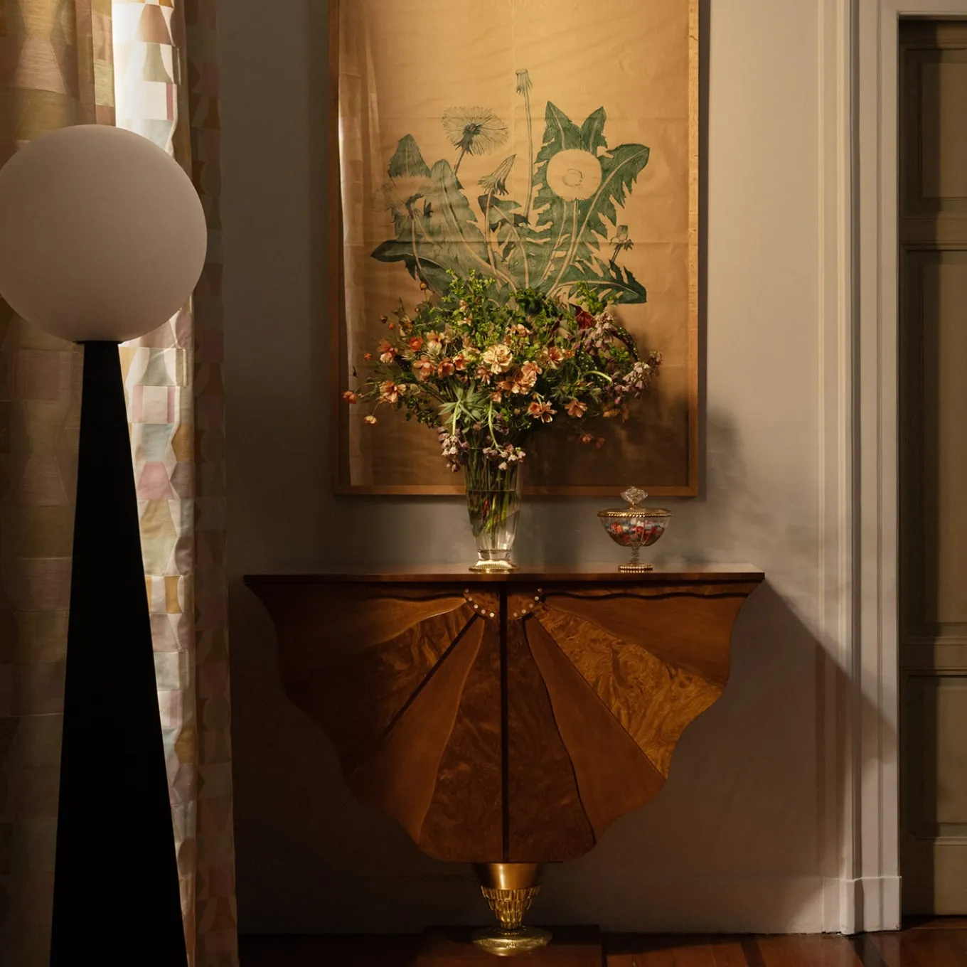 Consolle Ali di Farfalla in radica e noce