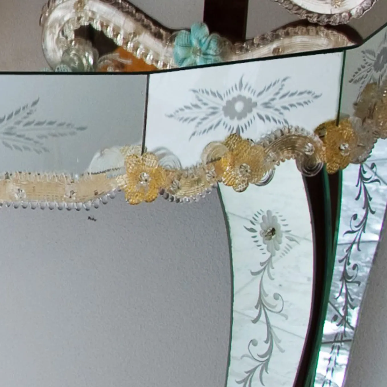 Consolle in vetro di Murano color oro