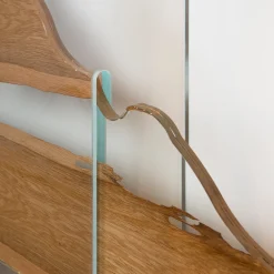 CONSOLLE MOUNTAIN ALTAR DI LEA CHEN