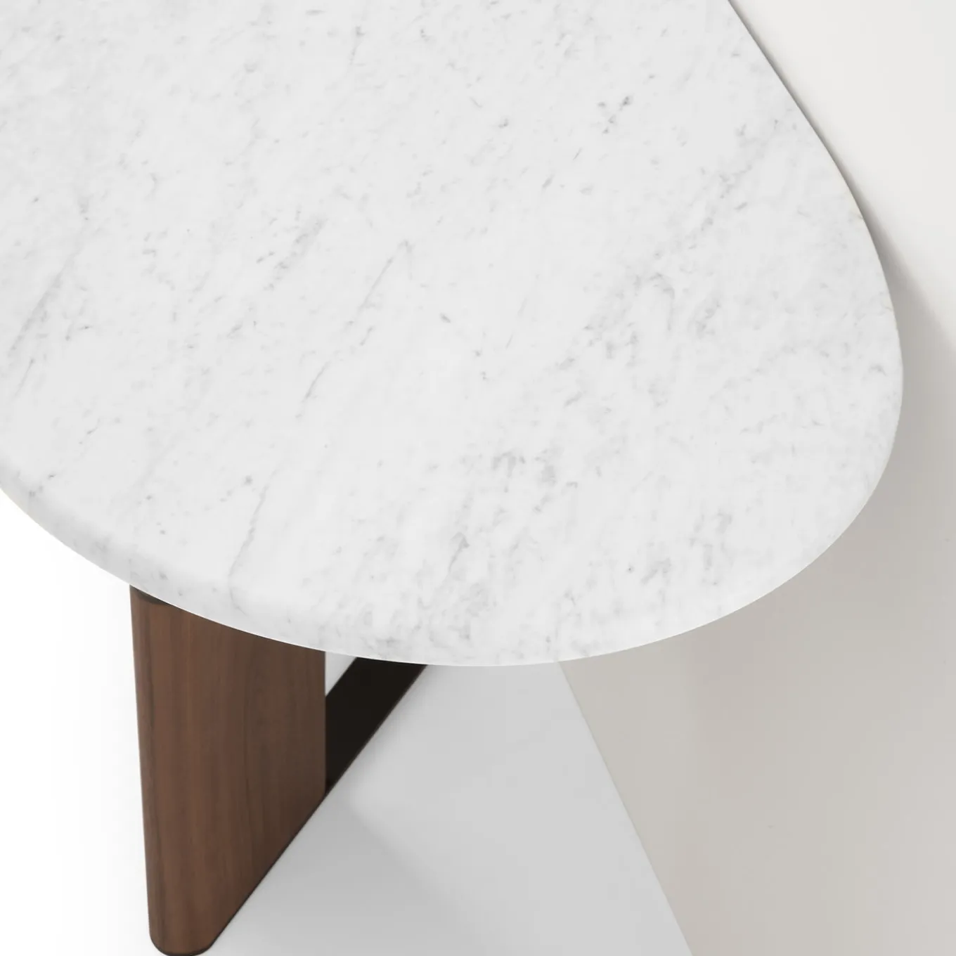 Consolle Tetris con piano in marmo e gambe in legno di noce canaletto