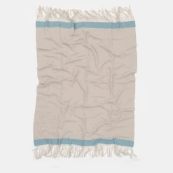 Coperta a frange con bande blu chiaro