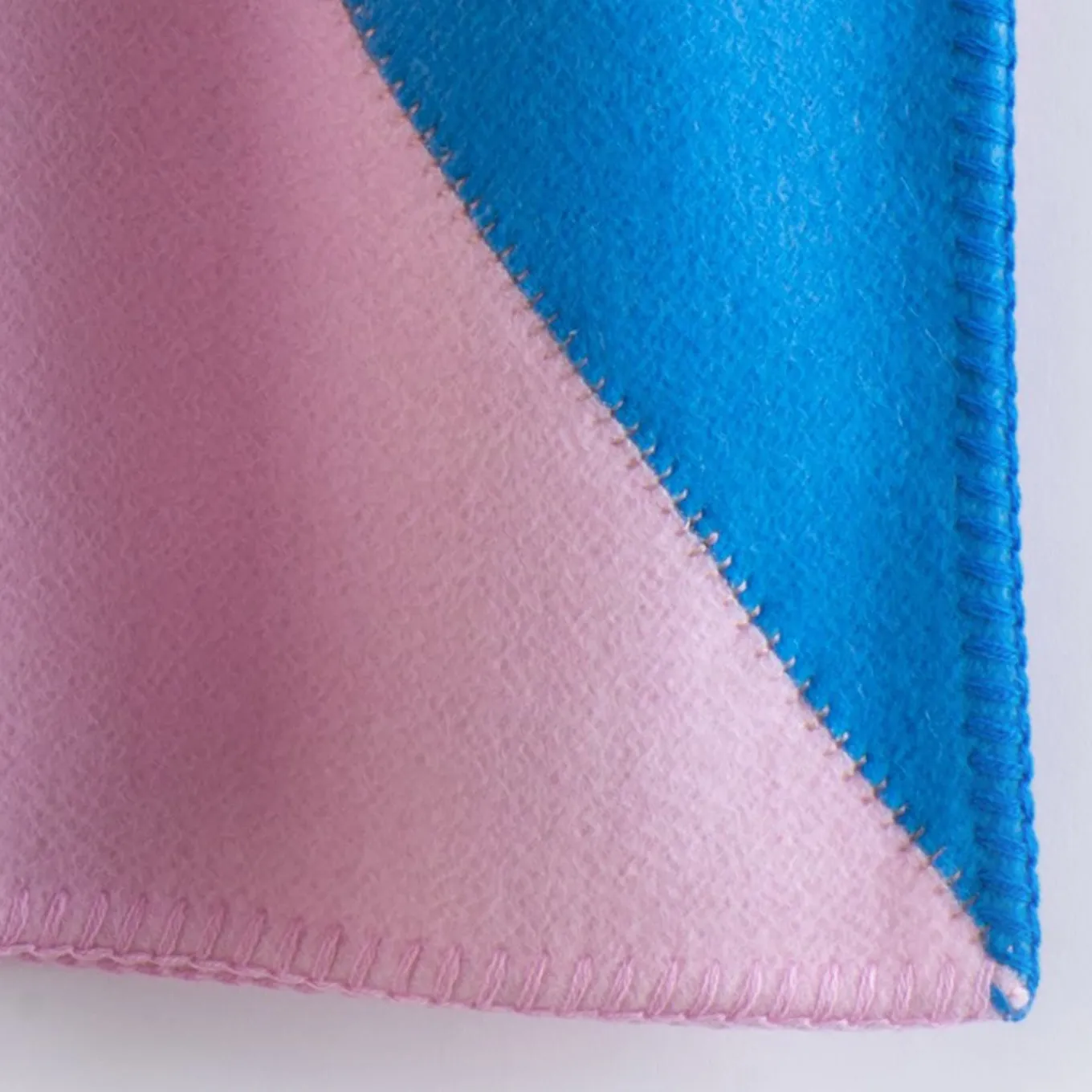 Coperta Biella rosa e blu