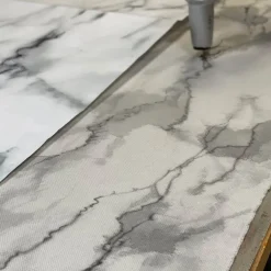 Coperta dipinta a mano grigia con frange Marmo