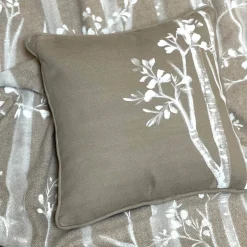 Coperta dipinta a mano marrone con frange Bosco