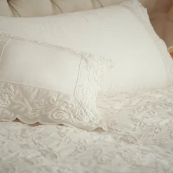 Coperta Ricamata in Avorio Dune Merveille