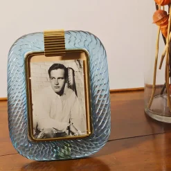 Cornice con Struttura in Ottone Lucido e Vetro a Torciglione Laguna Azzurro Chiaro