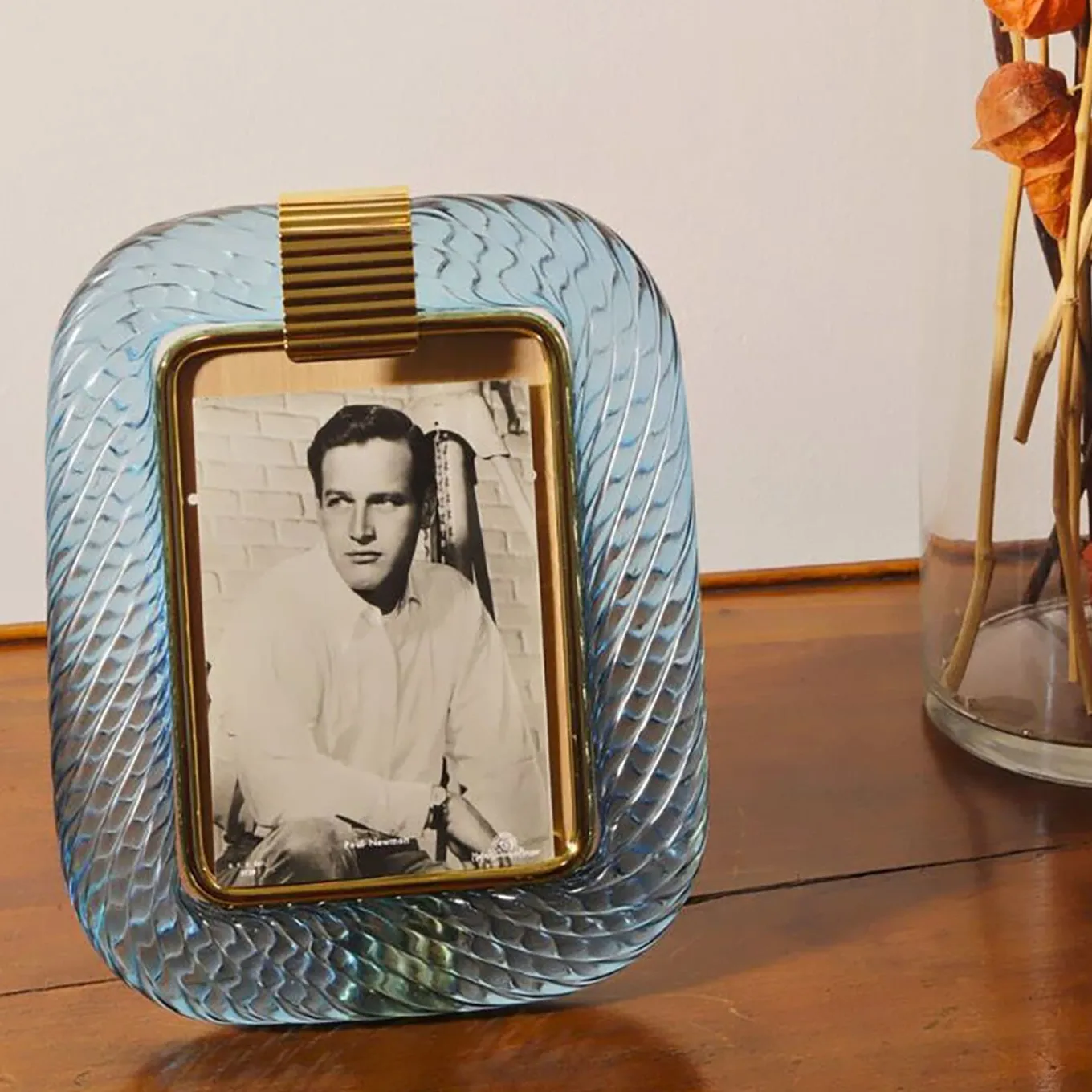 Cornice con Struttura in Ottone Lucido e Vetro a Torciglione Laguna Azzurro Chiaro