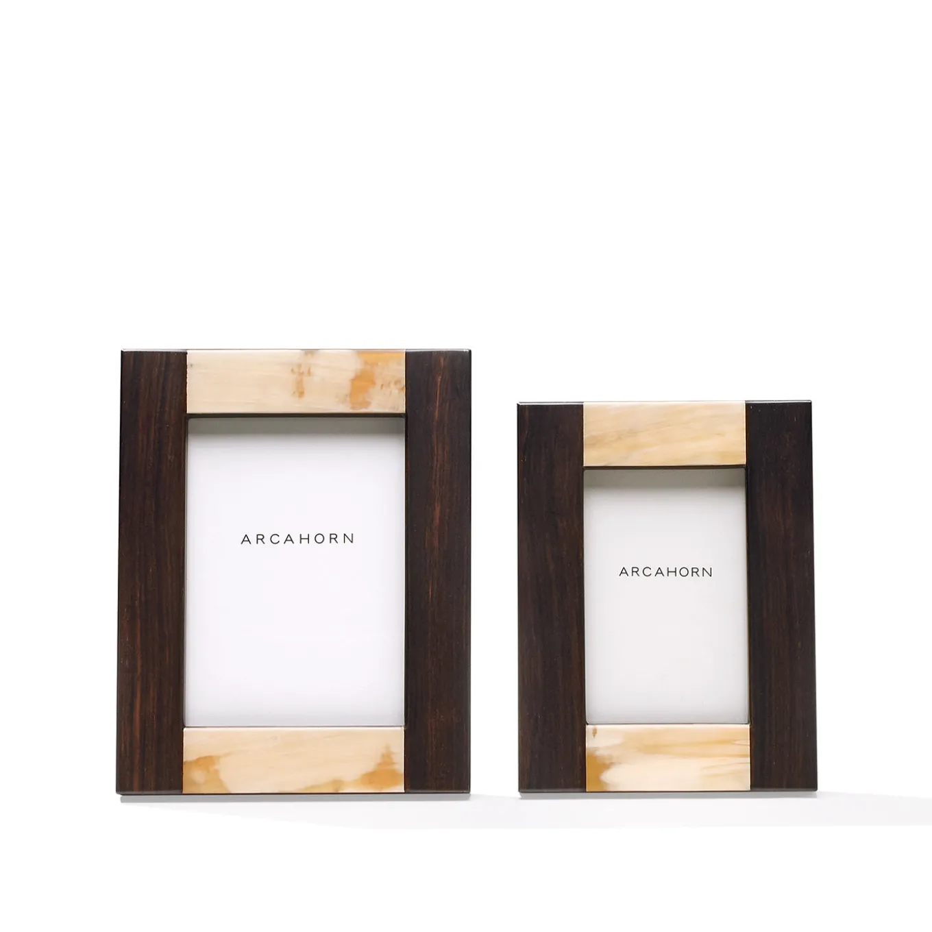 Cornice Grande Medea in Corno e Ebano