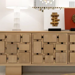 CREDENZA CON PELLE DI RAZZA
