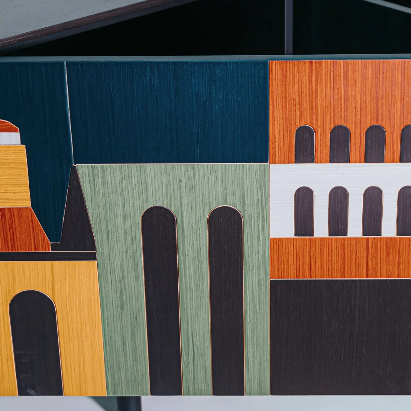 Credenza in legno policromo La Certosa