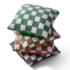 Cuscini decorativi con cornice a scacchi #1