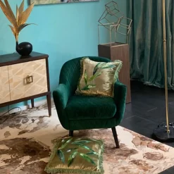 Cuscino con foglie verdi