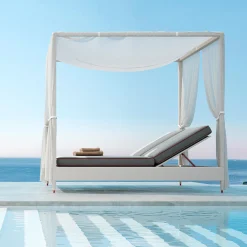 Daybed bianco a 2 posti con baldacchino