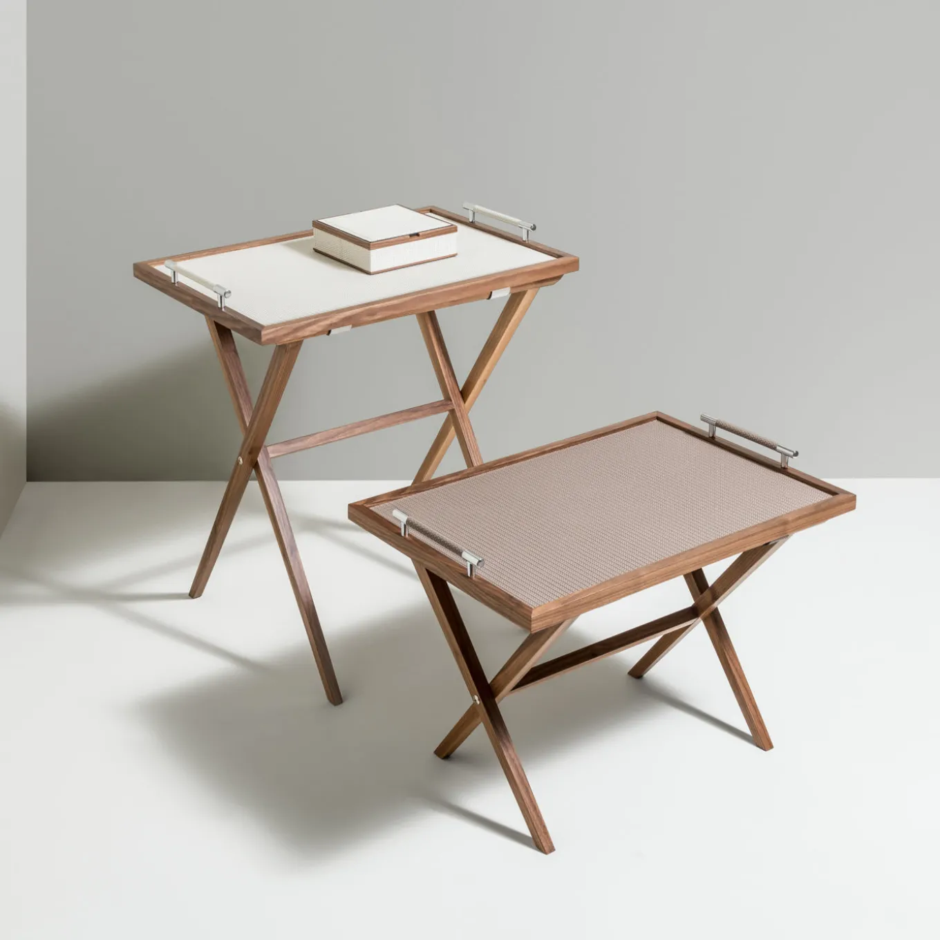 Dedalo Tavolo grande bianco con vassoio