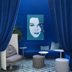 Divano a 3 posti in velluto blu Pergy