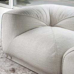 Divano Leisure 4 posti bianco di Lorenza Bozzoli