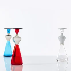 Donna Campigliesca Vaso antropomorfo in vetro blu di Gio Ponti