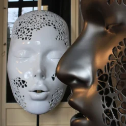 Donna MASCHERATI Scultura Bianca