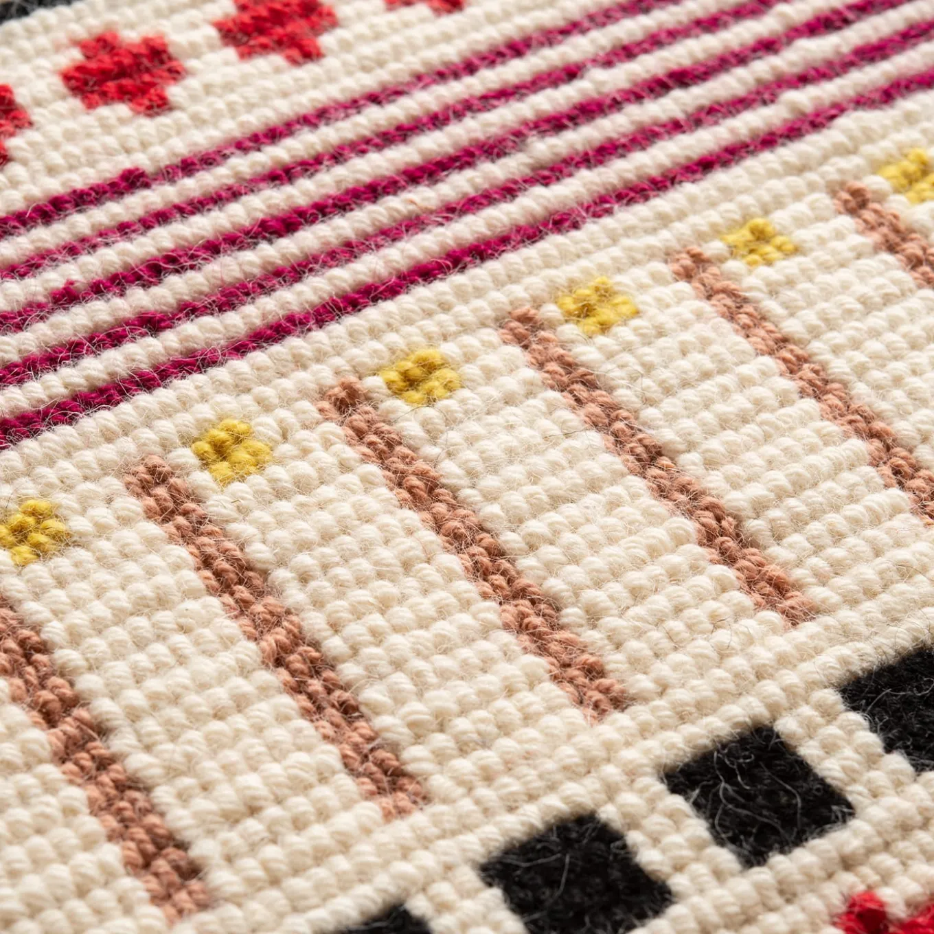 Gimme Shelter Arazzo