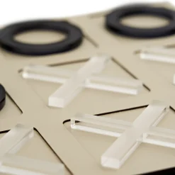 Gioco del Tic Tac Toe in pelle di Panna Cotta