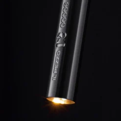 Il Pezzo 12 Cluster a 9 pendenti nero-oro