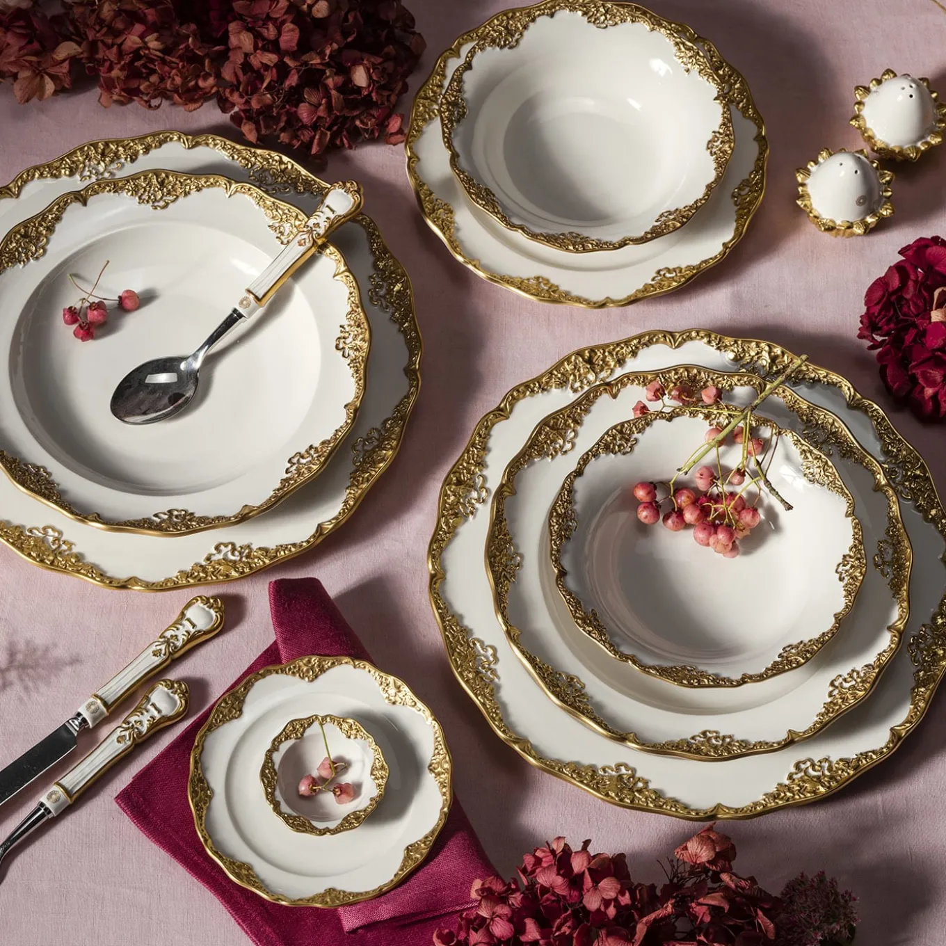 Insalatiera Irene bianca e oro