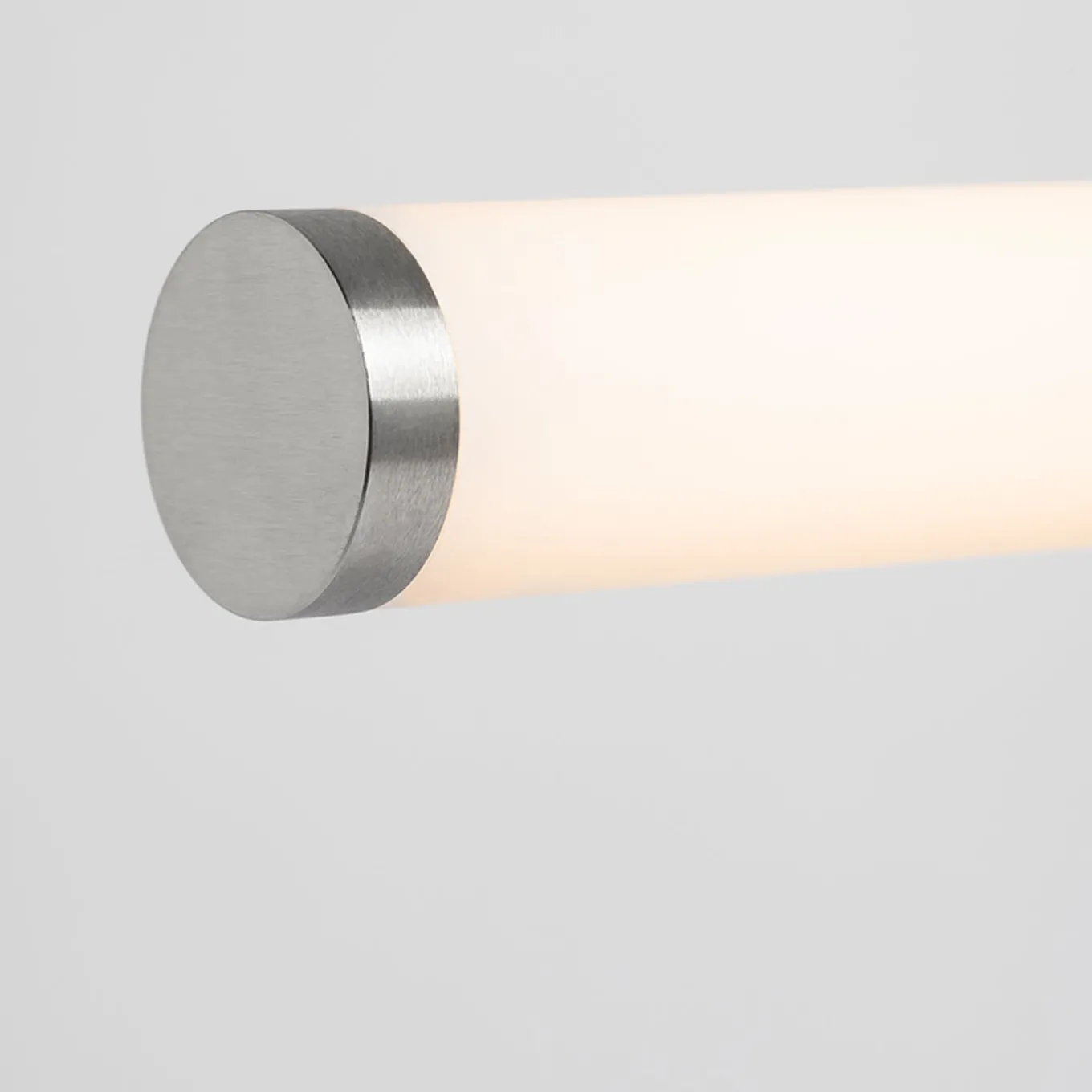 Intimate Phenomena - Lampada da terra Television