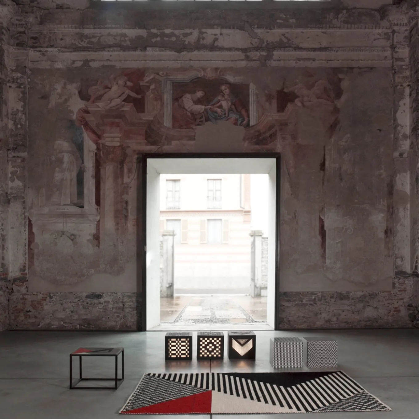 Istella Rombi Cubo con luce