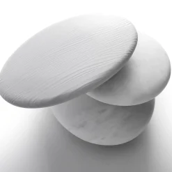 Keir Small Oval in Bianco del Re con seduta in legno Larice Bianco