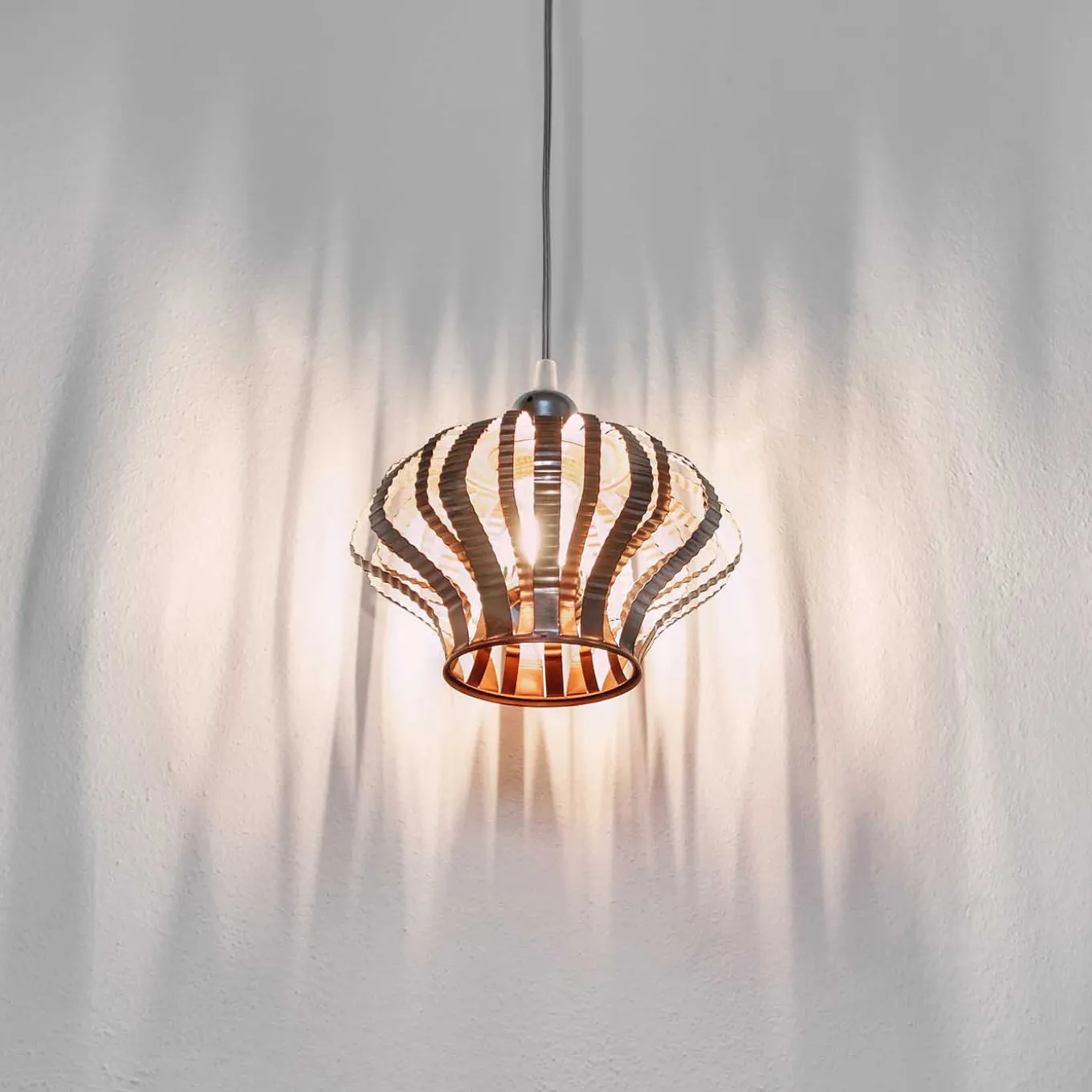 Lampada a sospensione Tiny di Nadja Galli Zugaro