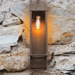 Lampada da parete Giulietta in ottone brunito