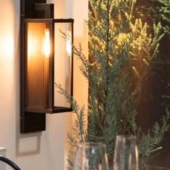 Lampada da parete Giulietta in ottone brunito