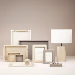 Lampada da tavolo Ebe cromata e intrecciata a mano