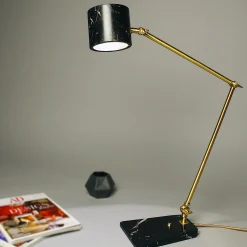 Lampada da tavolo "Flamingo" in marmo nero Marquinha