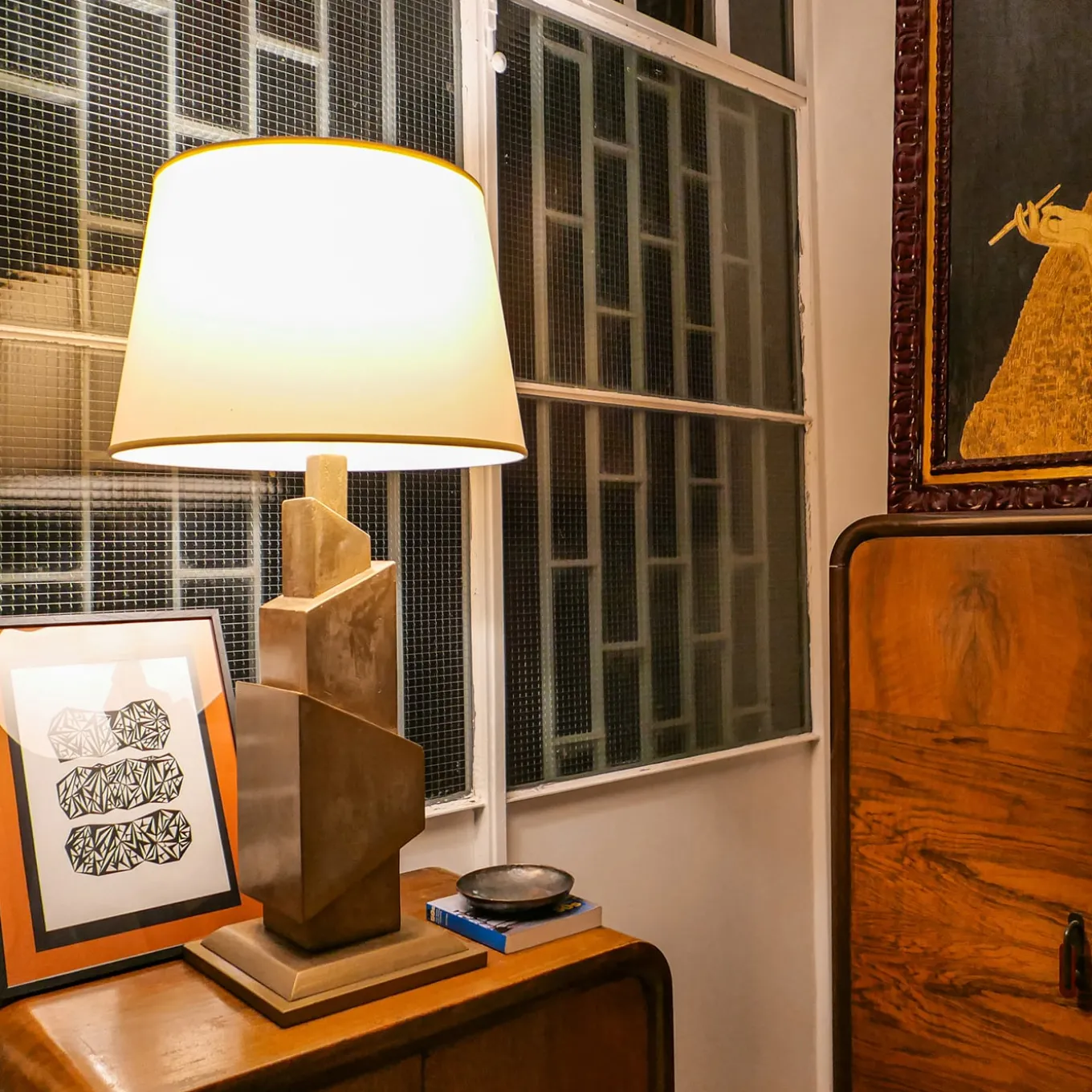 Lampada da tavolo in legno con finitura cemento Divia Aeris Bronze