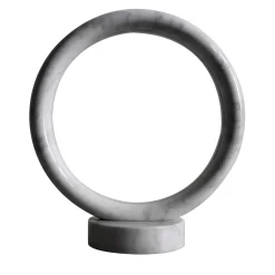 Lampada da tavolo in marmo di Carrara Artemisia di ADL Atelier Design Lab