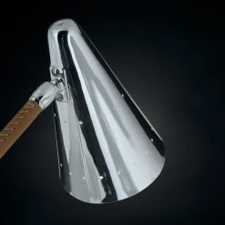 Lampada da tavolo Nancy in marmo e pelle di Michele Bönan