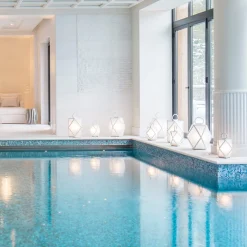 Lampada da tavolo per esterni Muse White di Tristan Auer