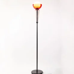 Lampada da terra Cioppo PT in vetro rosso