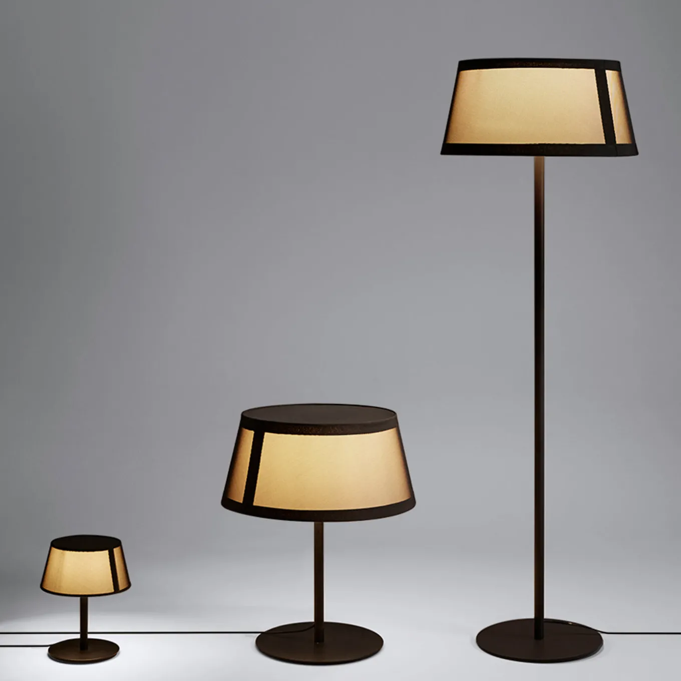 Lampada da terra Lilly Beige