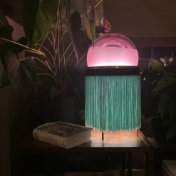 Lampada da terra media Normanna in rosa ametista e verde acqua di Vi+M