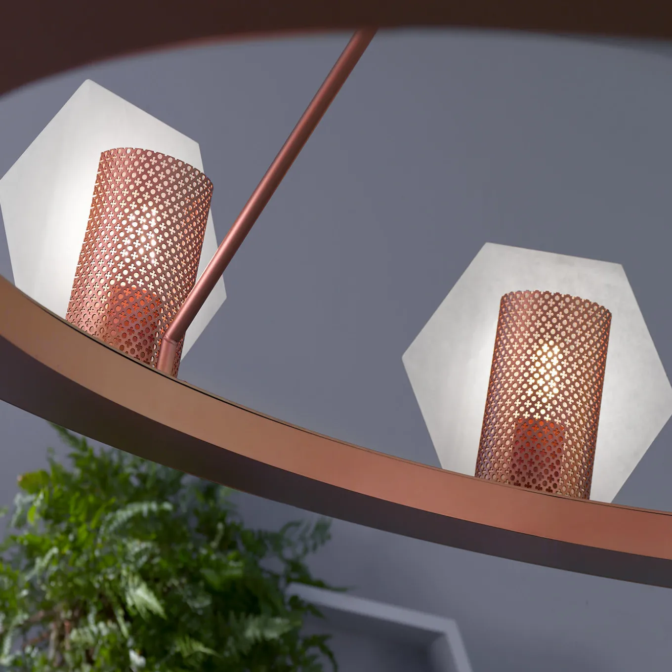 Lampadario a 8 luci Artemide